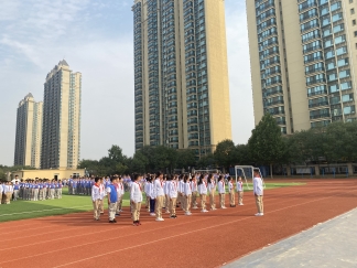 易安小学-“喜迎二十大童心永向党”队列队形比赛2.jpg